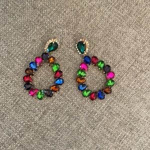 Multi-stone pierced earrings
